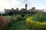 Die Gartenanlage des Bangalore Palace.