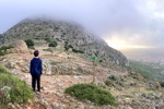 Beim Abstieg unterschritten wir die Wolkendecke ab dem Sattel Coll de la Creu de Santa Caterina.