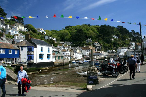 Der Hafen von Polperro bei Sonnenschein. Der Hafen von Polperro bei Sonnenschein.