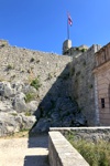 Die Burgmauern und Eingang der Festung Klis - II.