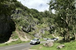 Am oberen Ende der Cheddar Gorge ist die Schlucht niedriger.
