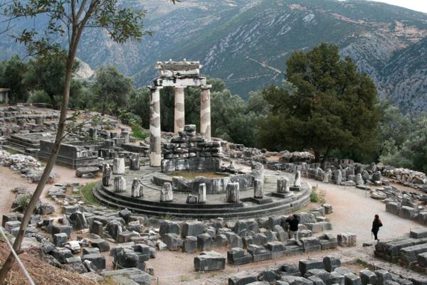 Heiligtum der Athene - Orakel von Delfi Heiligtum der Athene - Orakel von Delfi