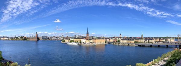 Der perfekten Blick auf das Stadshus und die Gamla Stan vom Skinnarviksberget.
