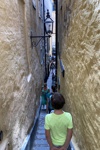 Stockholms engste Gasse (Mårten Trotzigs gränd).