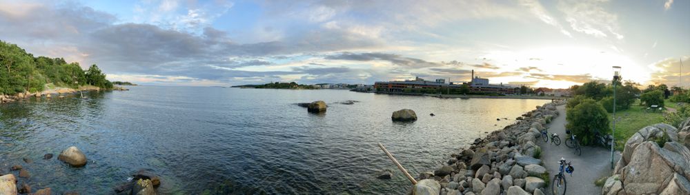Sonnenuntergang in Karlshamn mit Blick aufs Hochschulgelände. Sonnenuntergang in Karlshamn mit Blick aufs Hochschulgelände.